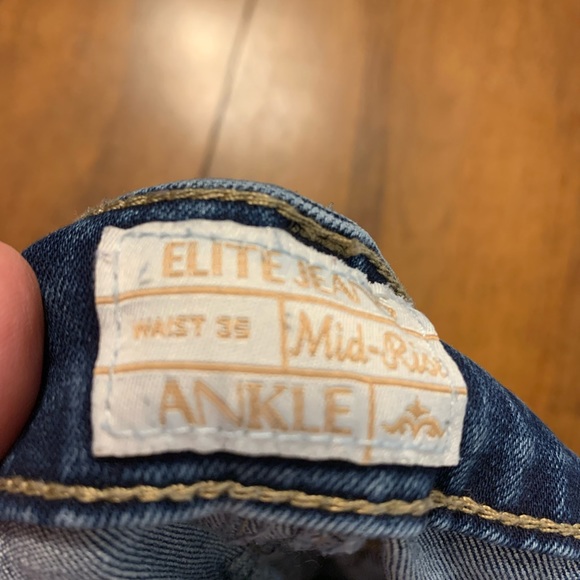 Elite Jeans 13/14 distressed Mid Rise Ankle dark wash frayed hem - Picture 7 of 8
